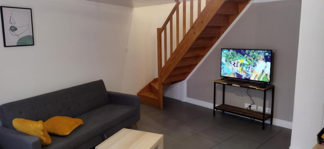 Appartement En Duplex A Hebuterne, Avec Lave Linge 외부 사진